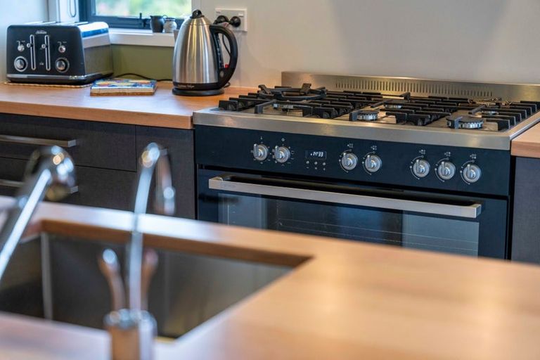 Photo of property in 500 Kinloch Road, Kinloch, Taupo, 3377