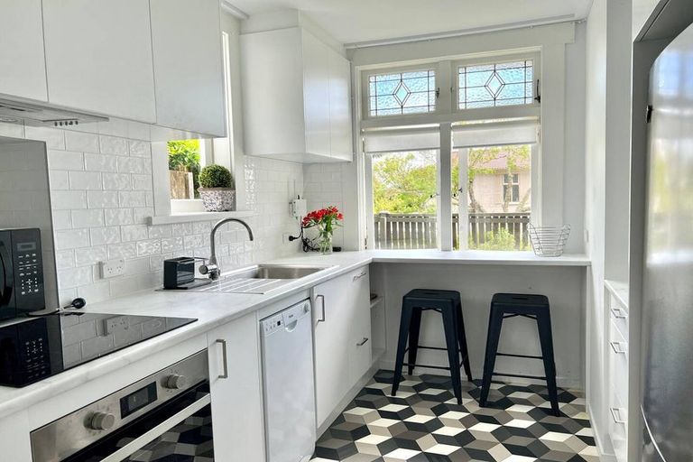 Photo of property in 8 Macky Avenue, Devonport, Auckland, 0624