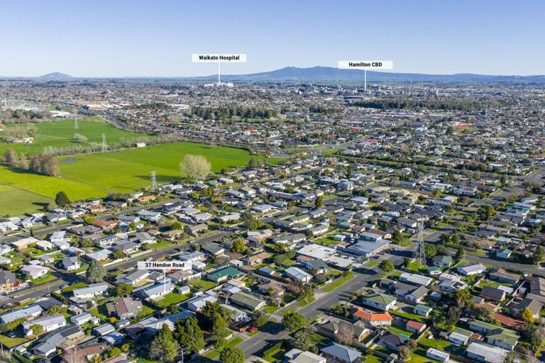 Photo of property in 37 Hendon Road, Fairview Downs, Hamilton, 3214