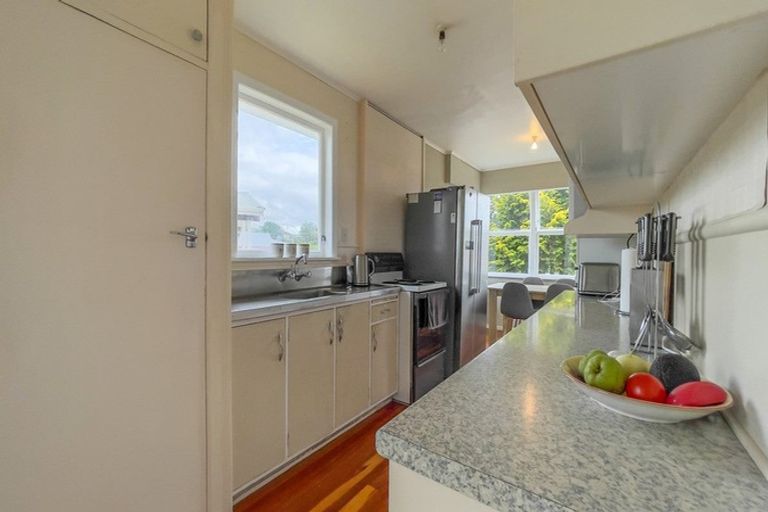 Photo of property in 5 Oxford Street, Tirau, 3410