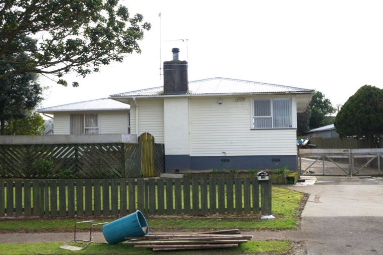 Photo of property in 15 Quennell Avenue, Favona, Auckland, 2024