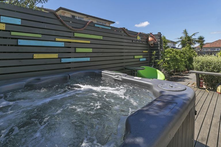 Photo of property in 20 Fitzroy Street, Papatoetoe, Auckland, 2104