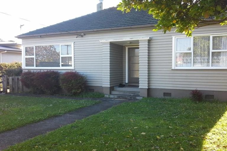 Photo of property in 83 Brooklands Road, Brooklands, New Plymouth, 4310