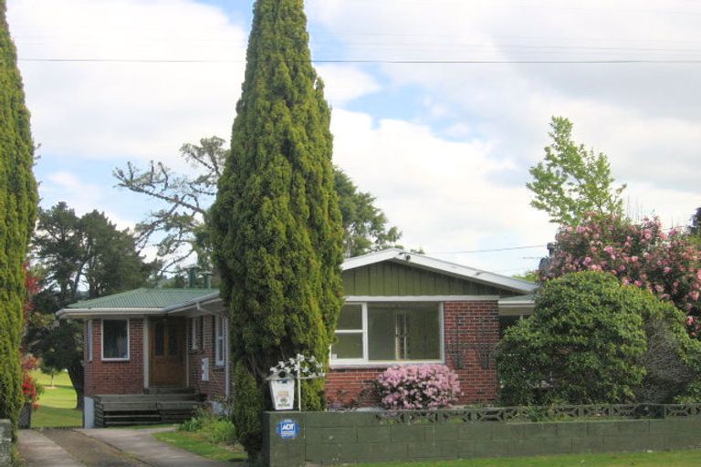 Photo of property in 142 Devon Street, Hillcrest, Rotorua, 3015