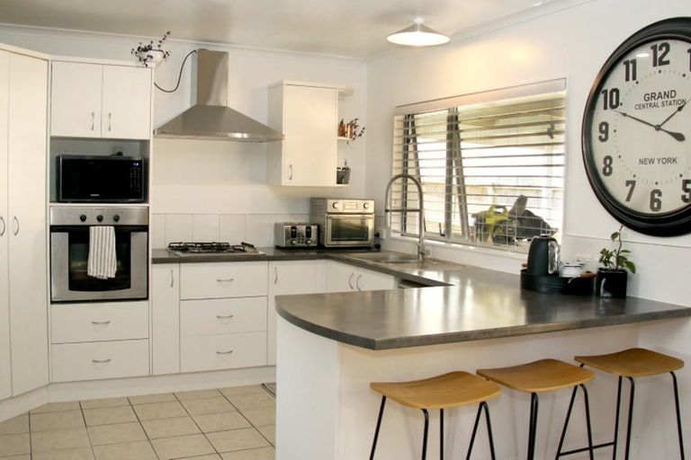 Photo of property in 8 Rene Way, Huntington, Hamilton, 3210