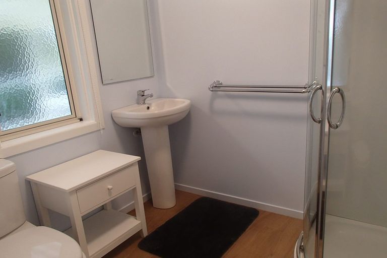 Photo of property in 4 Omaikao Road, Ngunguru, Whangarei, 0173