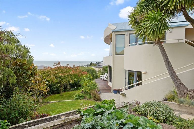 Photo of property in 3 Gardenhill Lane, Redcliffs, Christchurch, 8081