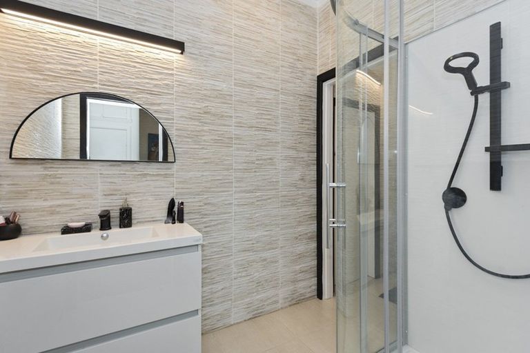 Photo of property in 9 Alison Street, Hamilton Lake, Hamilton, 3204