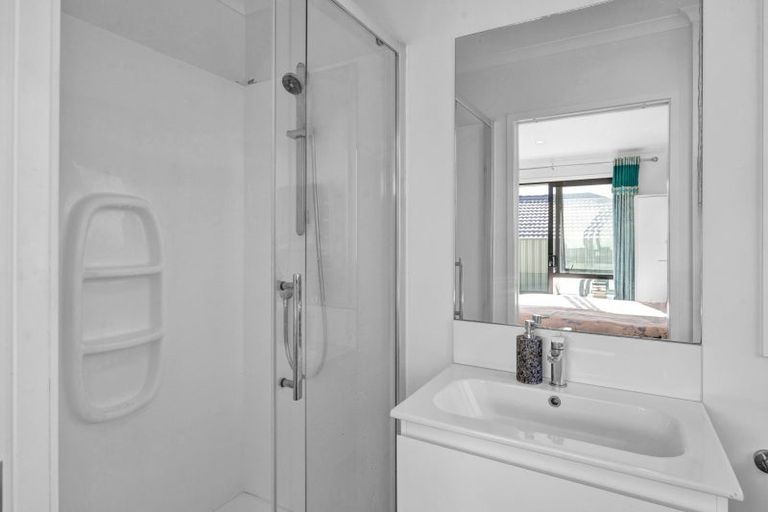 Photo of property in 9c Desmond Place, Bell Block, New Plymouth, 4312