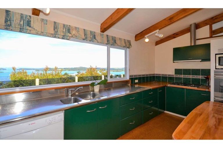 Photo of property in 61 Doves Bay Road, Kerikeri, 0294