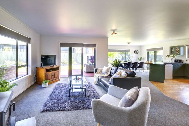 Photo of property in 8 Paget Drive, Woodend, 7610