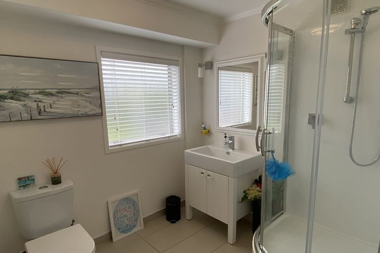 Photo of property in 73 Glenvar Road, Torbay, Auckland, 0630