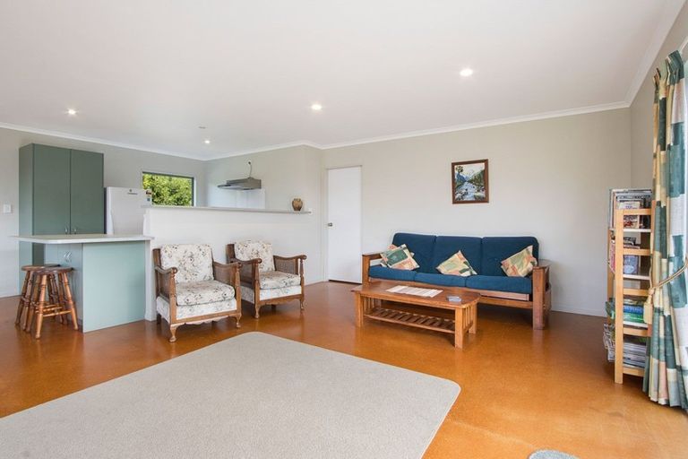 Photo of property in 5 Longboard Drive, Waihi Beach, 3611