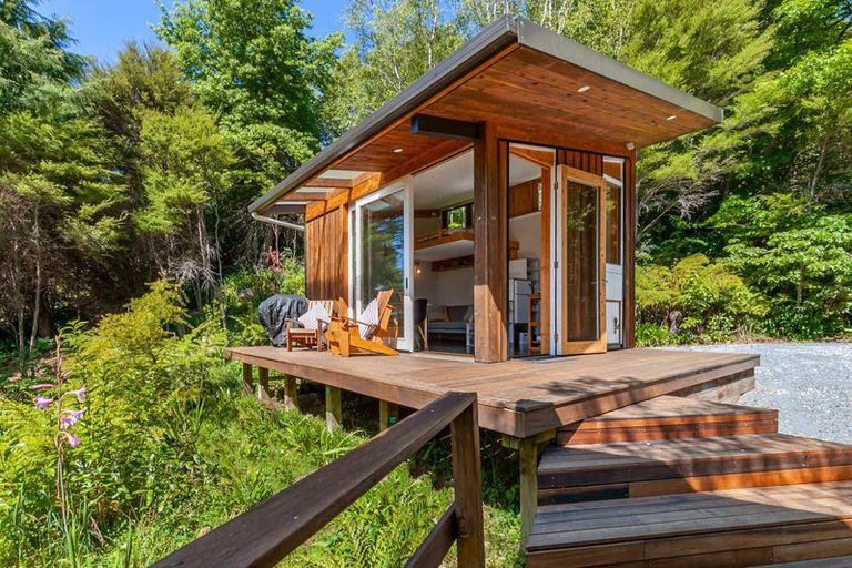 Photo of property in 56a Rototai Road, Takaka, 7110