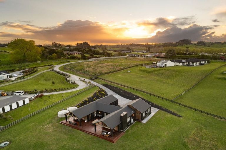 Photo of property in 18 Cellar Close, Te Kauwhata, 3782