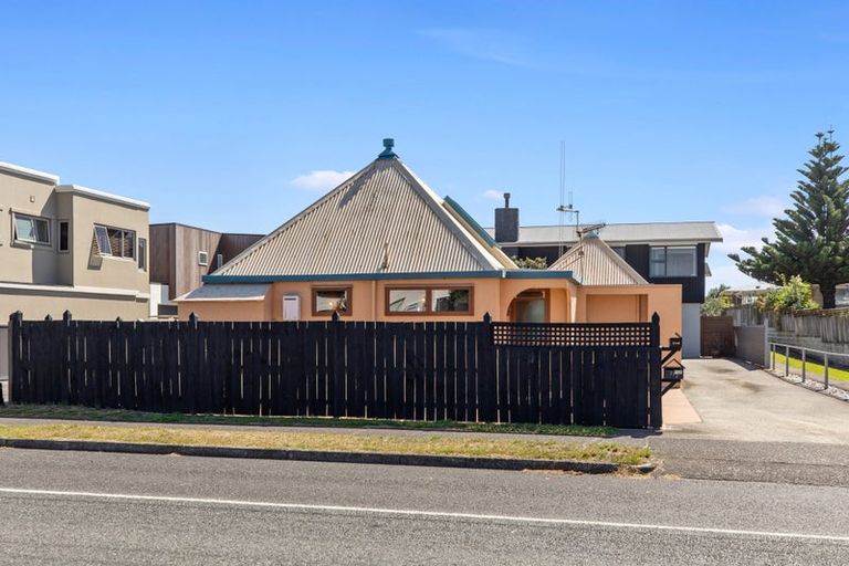 Photo of property in 393b Oceanbeach Road, Mount Maunganui, 3116
