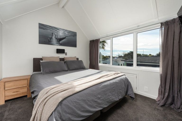 Photo of property in 12 Tudor Place, Mount Maunganui, 3116