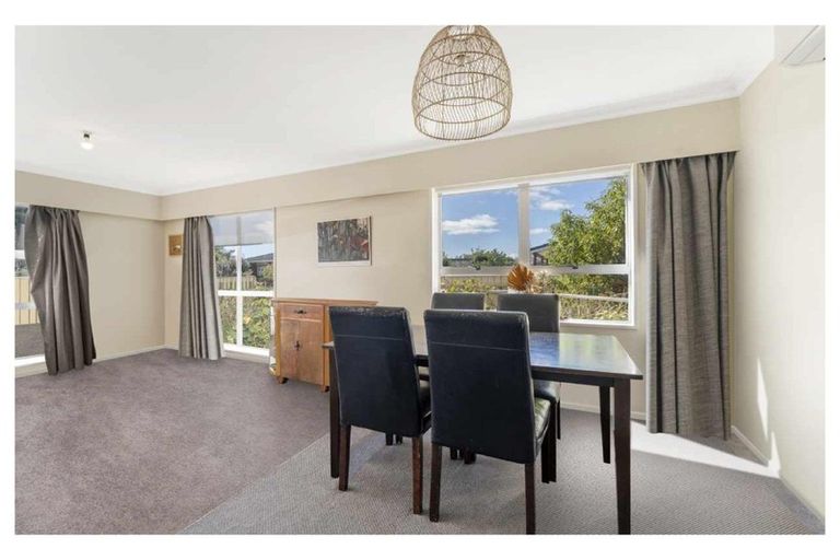 Photo of property in 28b Mahana Road, Paraparaumu Beach, Paraparaumu, 5032