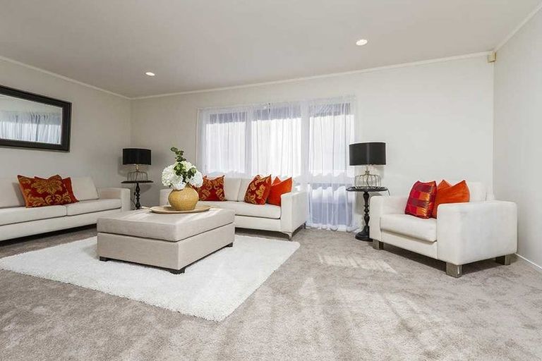 Photo of property in 56 Wyoming Avenue, Murrays Bay, Auckland, 0630