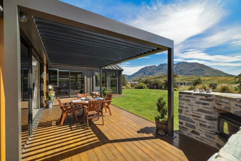 Photo of property in 7 Fife Court, Jacks Point, Queenstown, 9371