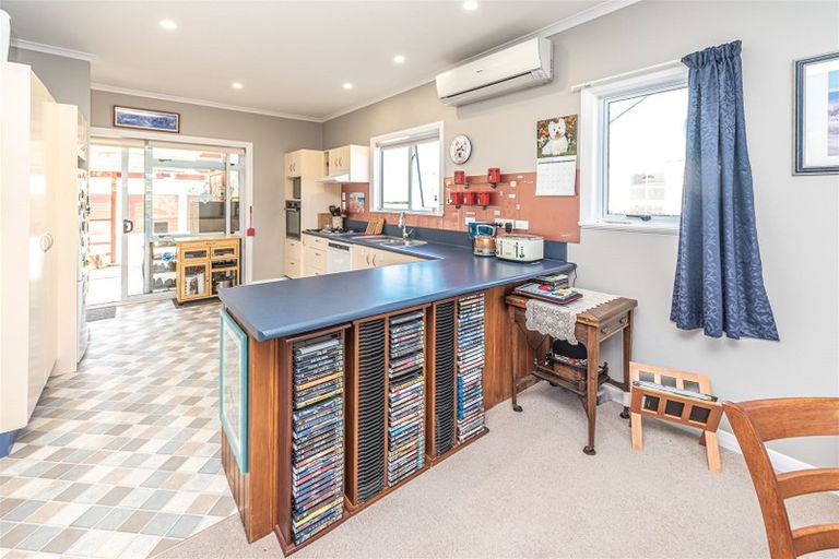 Photo of property in 105 Anzac Parade, Whanganui East, Whanganui, 4500