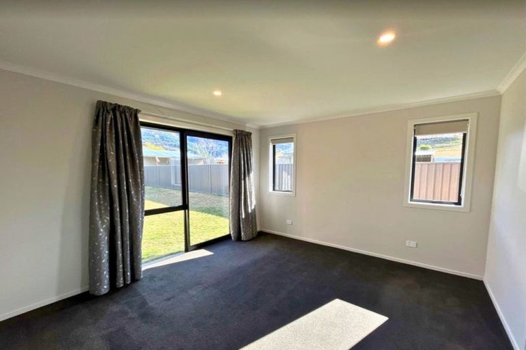 Photo of property in 29 Timsfield Drive, Lake Hawea, Wanaka, 9382