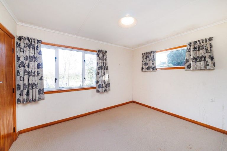 Photo of property in 2390 State Highway 3, Sanson, Palmerston North, 4479