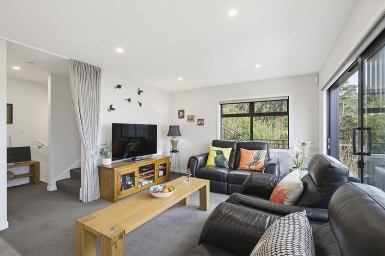 Photo of property in 11 Nanda Way, Khandallah, 6035