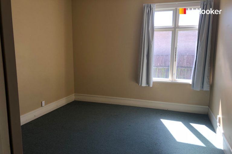 Photo of property in 57 Royal Crescent, Saint Kilda, Dunedin, 9012