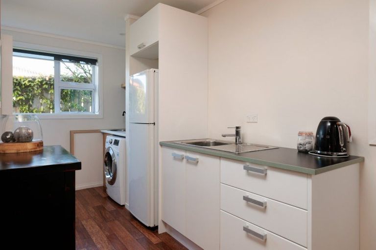 Photo of property in 156 Hinewa Road, Otumoetai, Tauranga, 3110