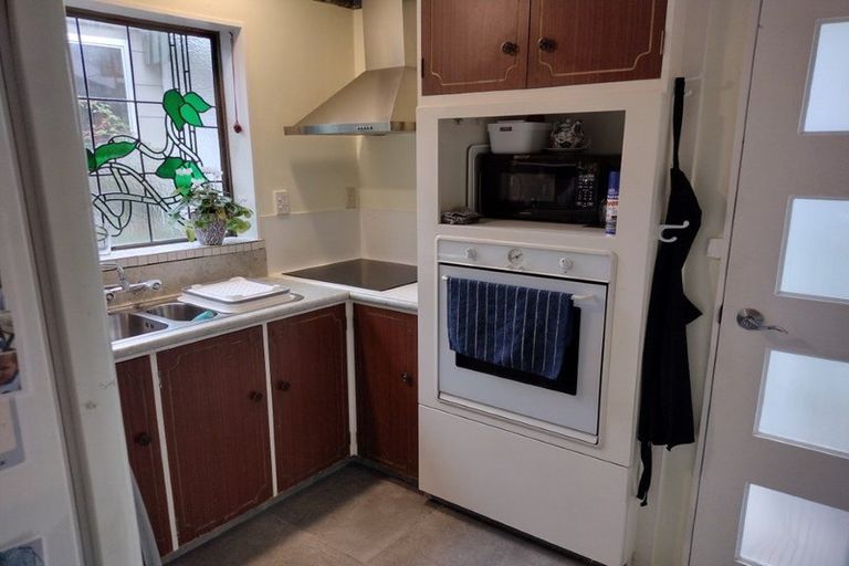 Photo of property in 1/26 Marlborough Street, Silverstream, Upper Hutt, 5019