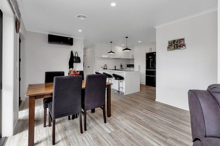 Photo of property in 25 Catherin Servant Close, Maunu, Whangarei, 0110