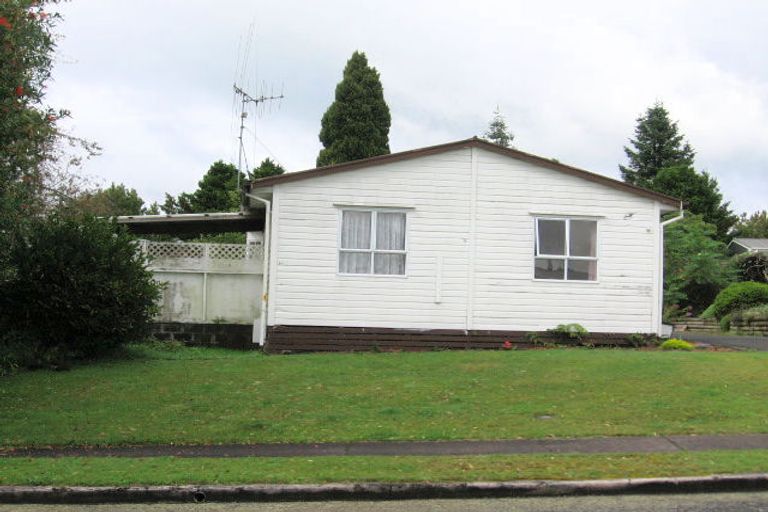 Photo of property in 38 Esk Crescent, Tokoroa, 3420