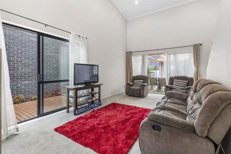 Photo of property in 39 Matata Drive, Takanini, 2112