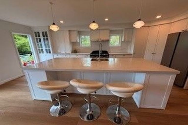 Photo of property in 348 Wainui Road, Wainui, Silverdale, 0992