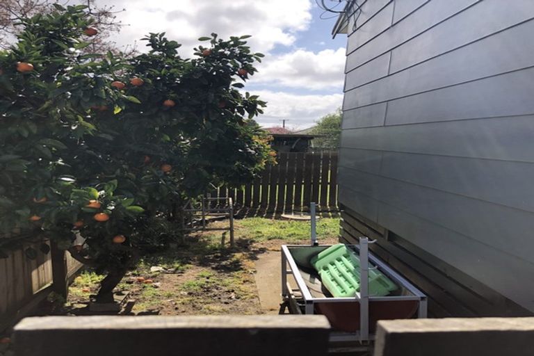 Photo of property in 2/19 Ferguson Street, Mangere East, Auckland, 2024