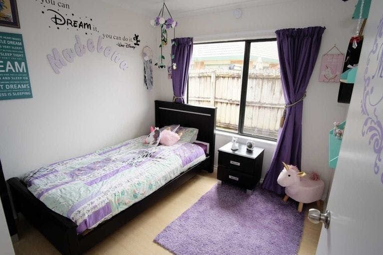 Photo of property in 8 Kalgan Place, Burswood, Auckland, 2013