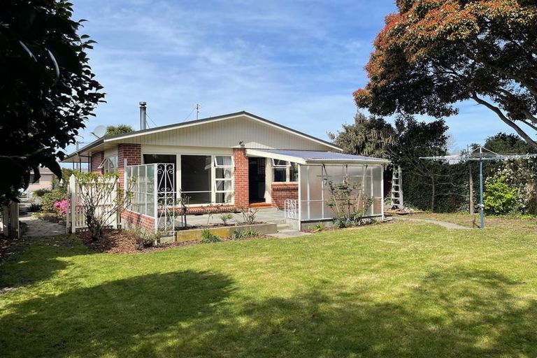 Photo of property in 7 Dunster Street, Burnside, Christchurch, 8053