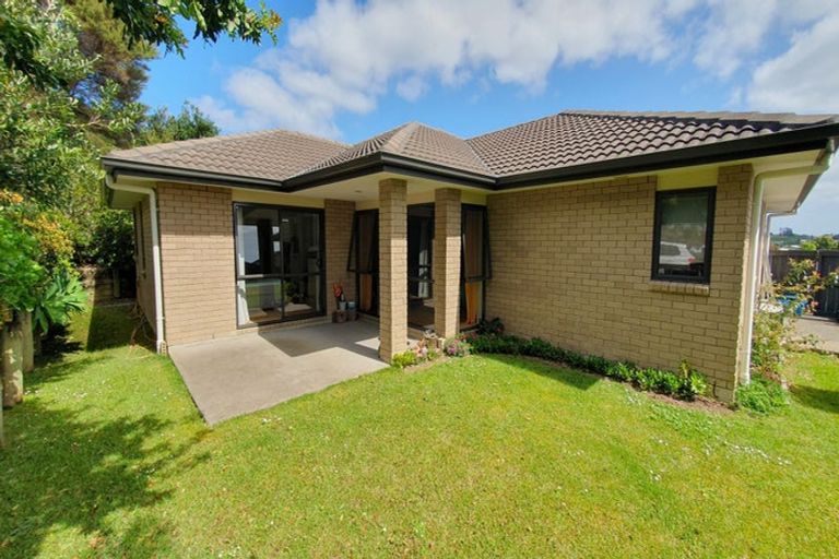 Photo of property in 12 Bloomfield Rise, Stanmore Bay, Whangaparaoa, 0932