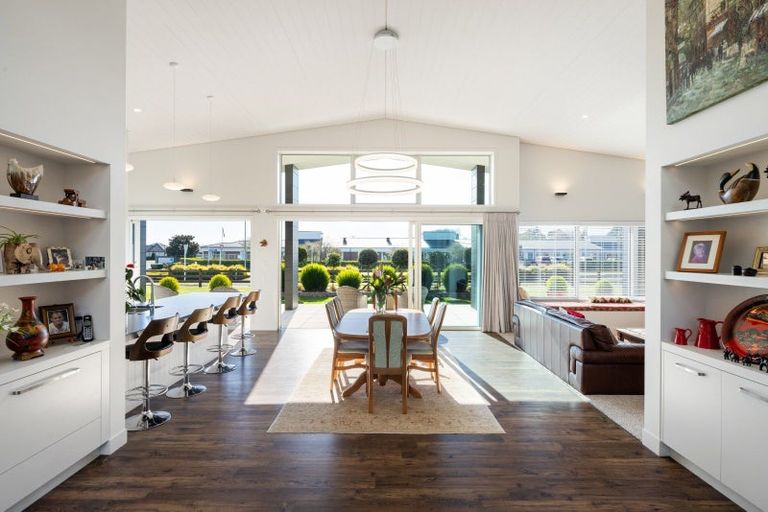 Photo of property in 1 Baxter Michael Crescent, Cambridge, 3434