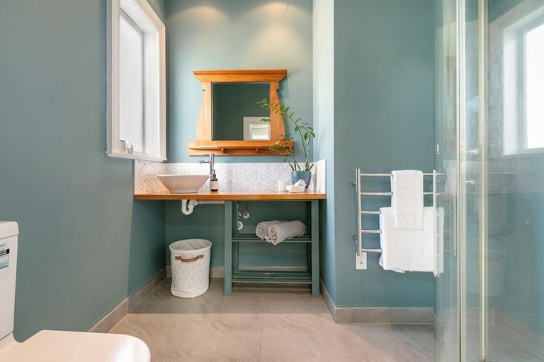 Photo of property in 36 Ray Small Drive, Papakura, 2110