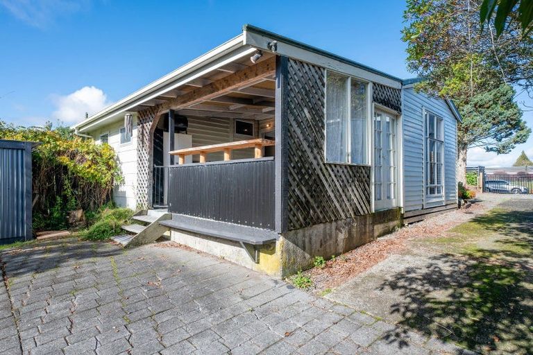 Photo of property in 33 Owhango Road, Owhango, 3990