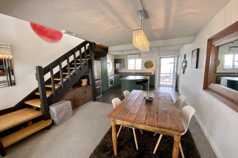 Photo of property in 251 Marine Parade, Napier South, Napier, 4110