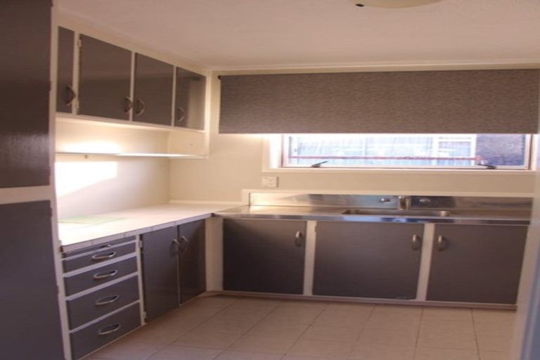 Photo of property in 5/48 Mcleod Road, Henderson, Auckland, 0612