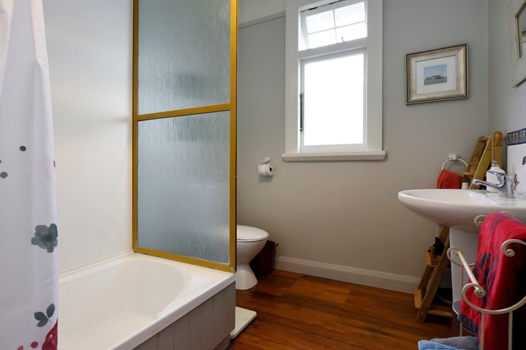 Photo of property in 2 Weka Street, The Wood, Nelson, 7010