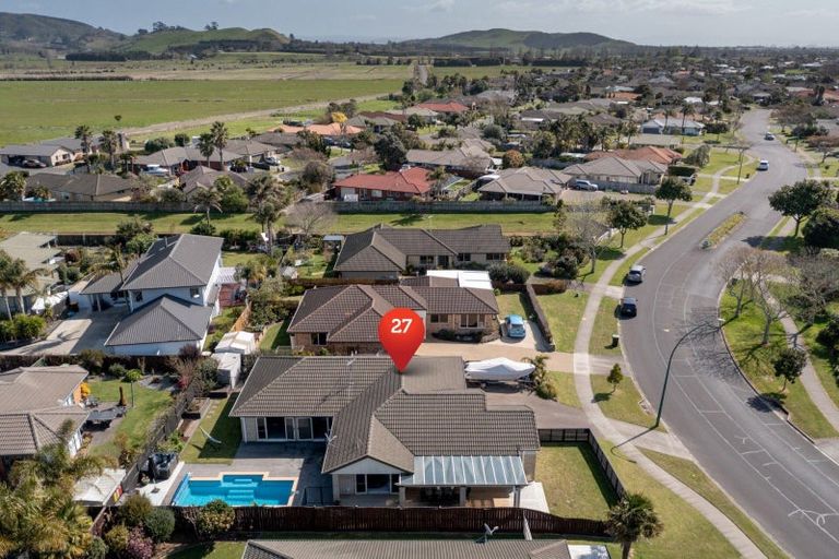 Photo of property in 27 Pacific Cove Drive, Papamoa Beach, Papamoa, 3118