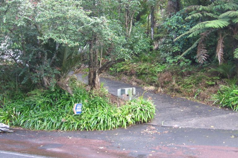 Photo of property in 177 Woodlands Park Road, Titirangi, Auckland, 0604