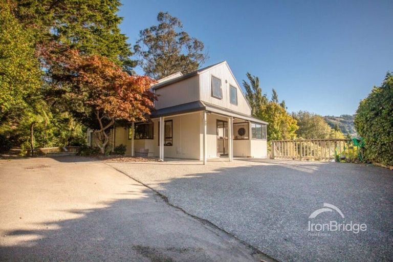 Photo of property in 6b Chatsworth Road, Silverstream, Upper Hutt, 5019