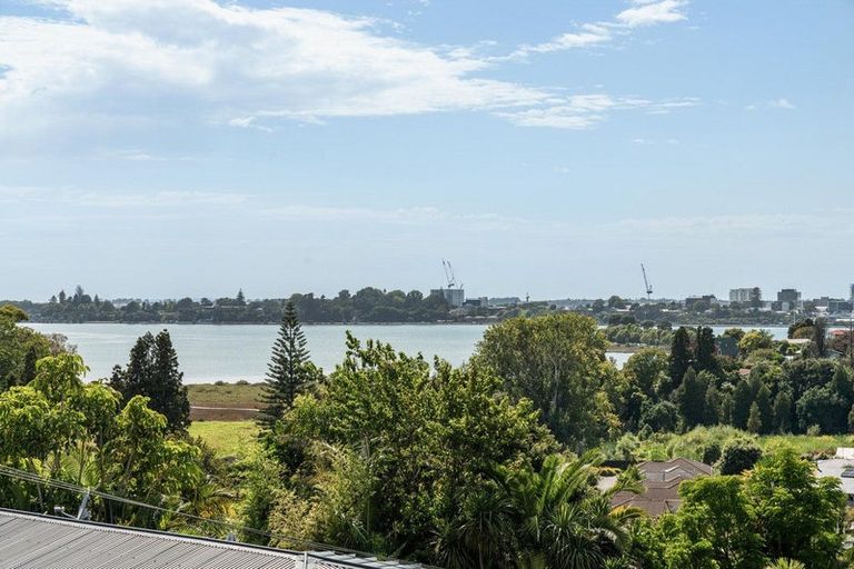 Photo of property in 25 Wiremu Street, Brookfield, Tauranga, 3110
