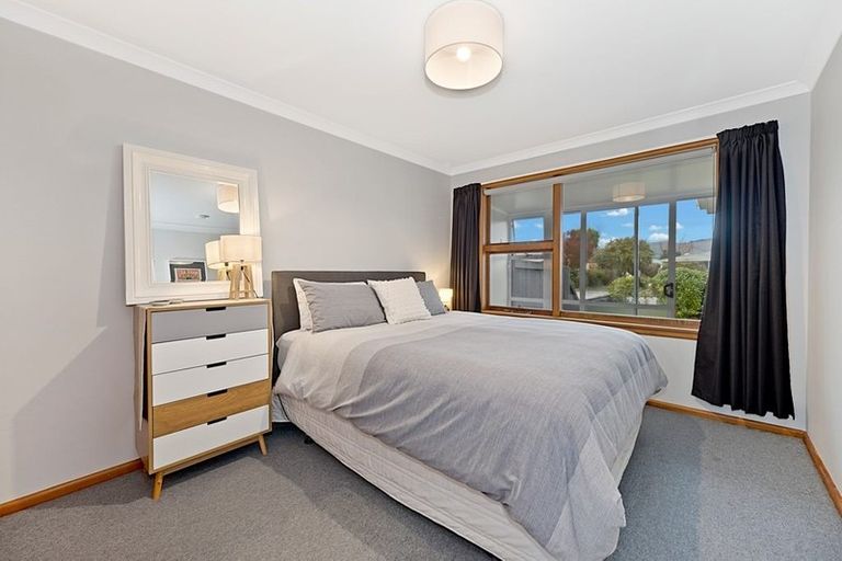 Photo of property in 8a Kinver Place, Spreydon, Christchurch, 8024